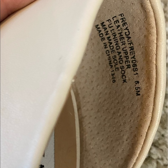 Steve Madden Freyda Spike Strap Half d'Orsay Flat - Picture 4 of 5